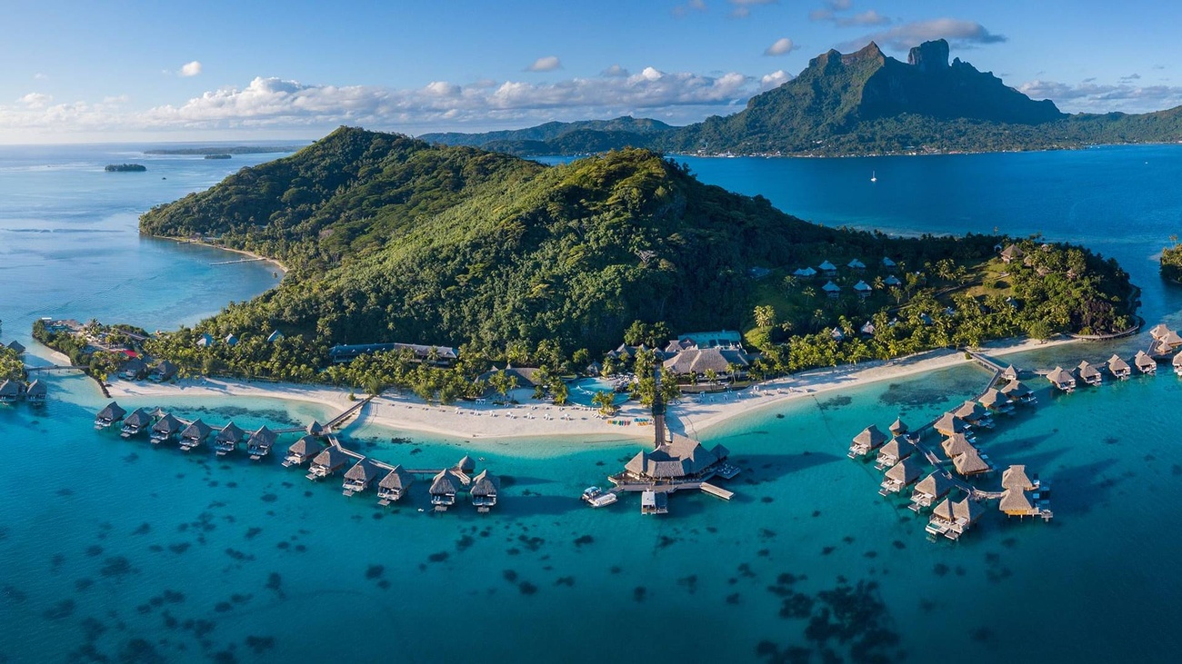 Private Beach Villa Conrad